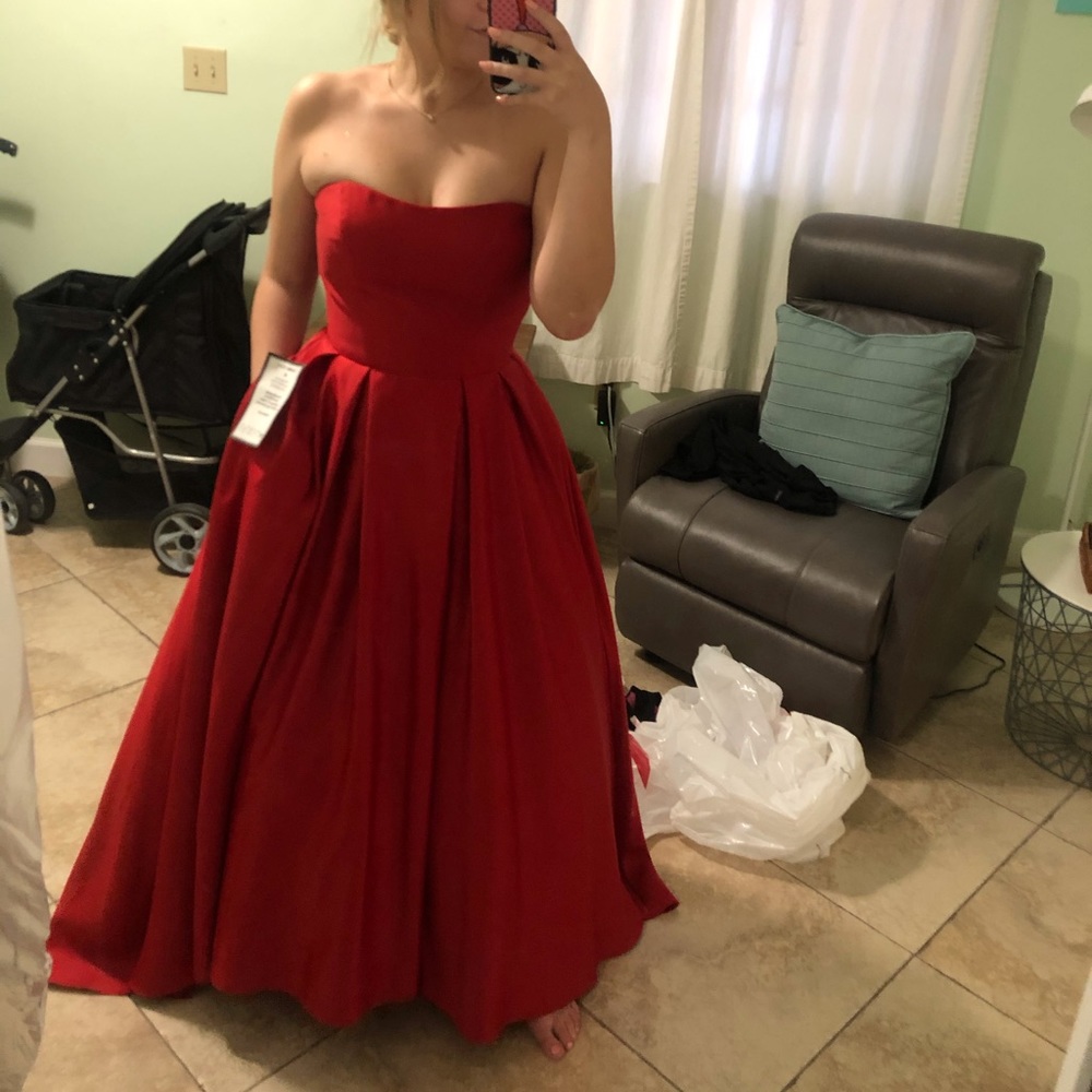 Red ball gown size 6